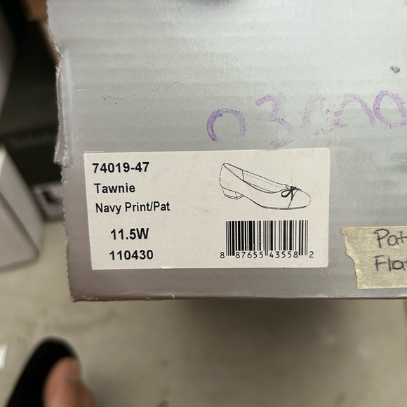 Ros Hommerson Glossy Navy Loafers with Bow - Picture 4 of 4